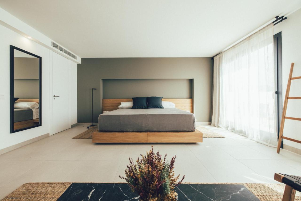 Cala Lanuza Suites 坎佩略 外观 照片